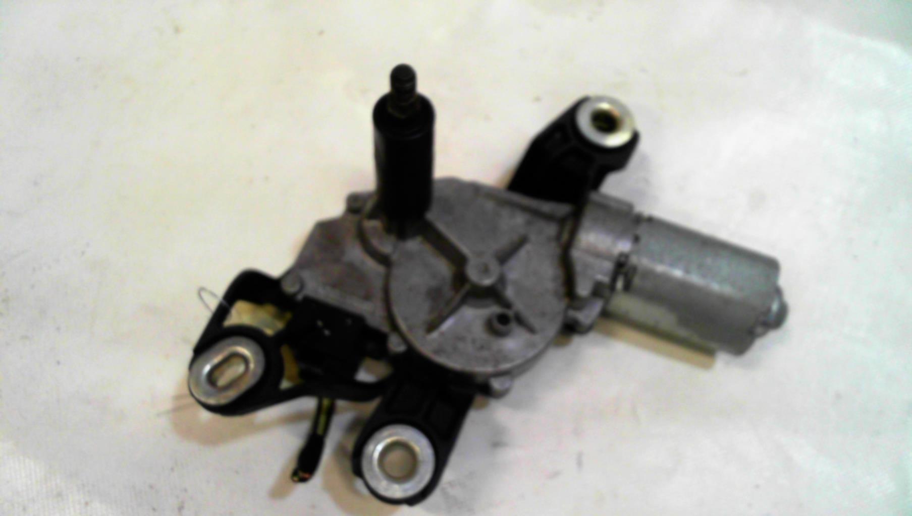 Moteur essuie glace arriere