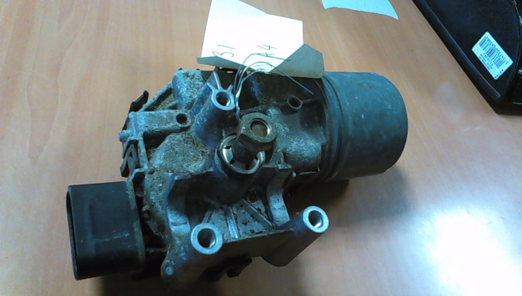 Motore tergicristallo anteriore