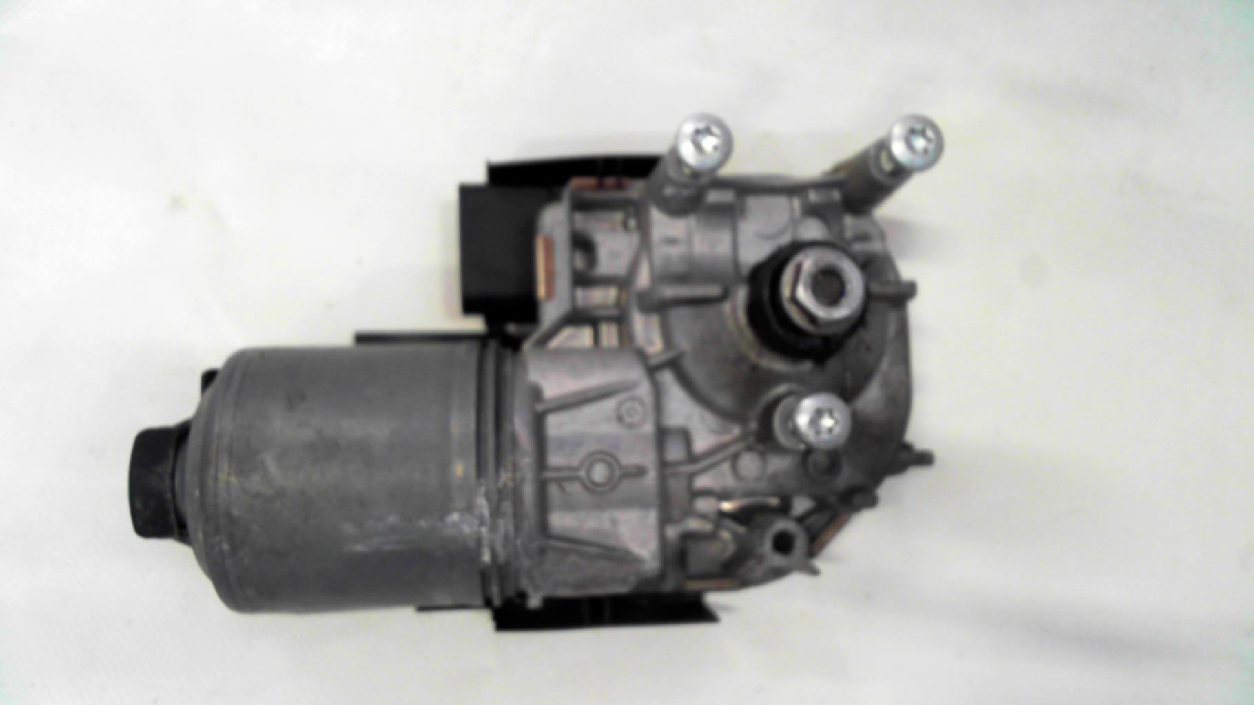 Moteur essuie glace avant
