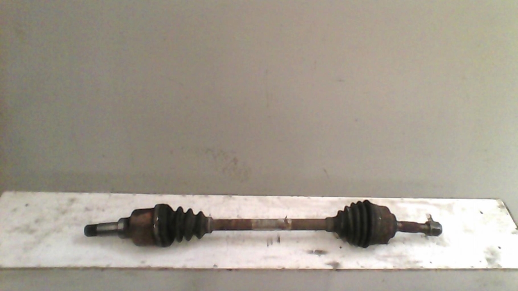 Cardan gauche (transmission)