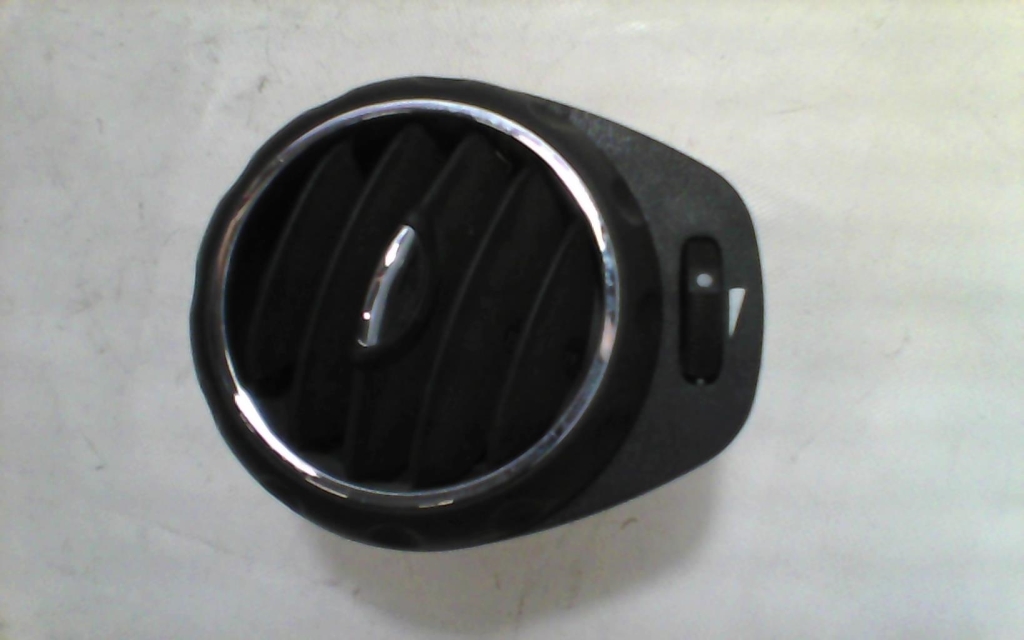 Aerateur tableau de bord avant gauche