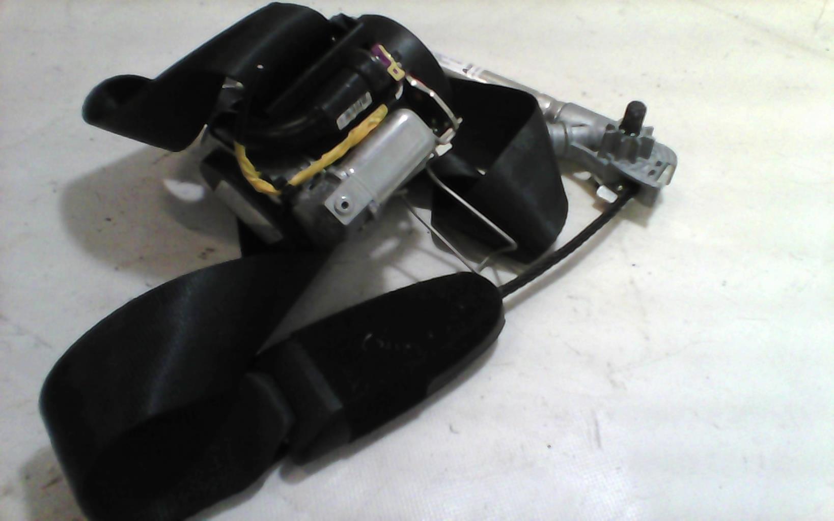 Ceinture avant droit