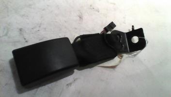 Attache ceinture arriere gauche