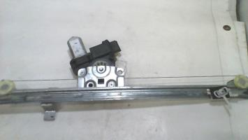 Leve vitre electrique avant droit