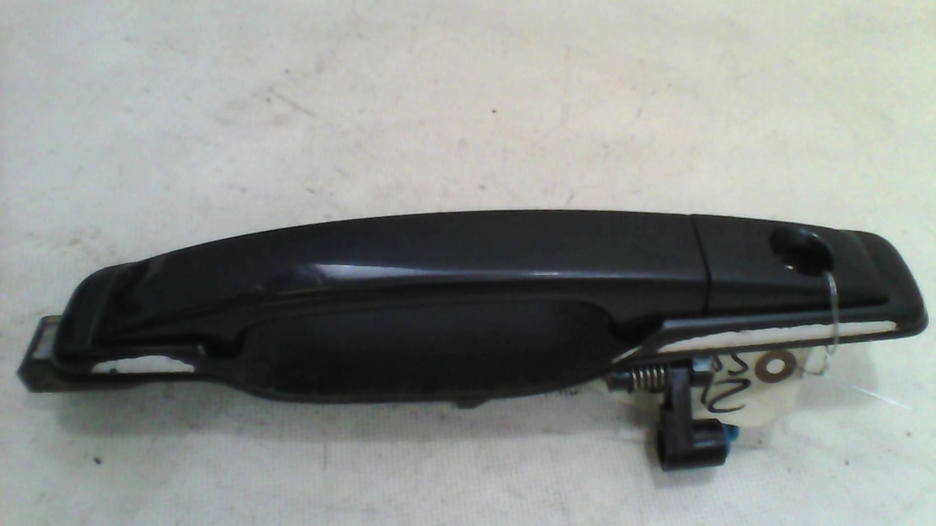 Poignee porte avant droit