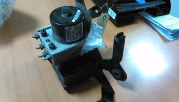 Blocco ABS (antibloccaggio freni)