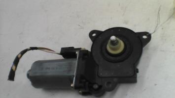 Moteur leve vitre avant droit