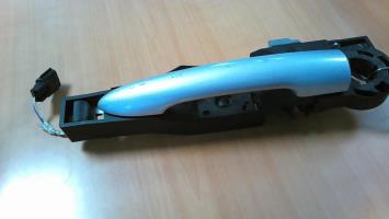 Poignee porte avant droit