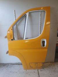 Porte avant gauche