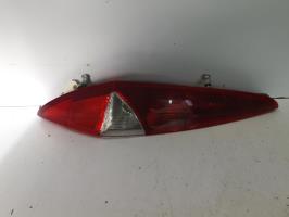 Fanale posteriore principale sinistro (luci)