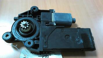 Motore alzacristalli anteriore sinistro