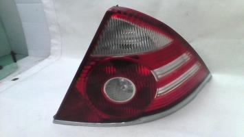Fanale posteriore principale destro (luci)