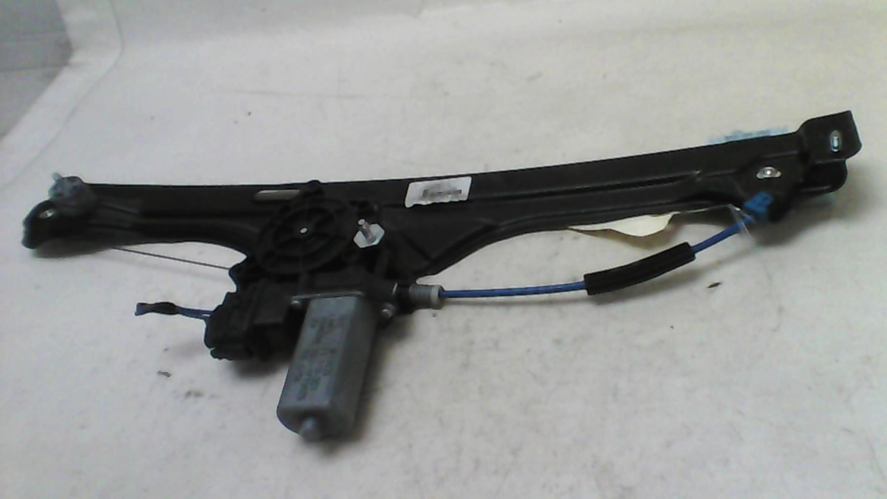 Leve vitre electrique avant gauche