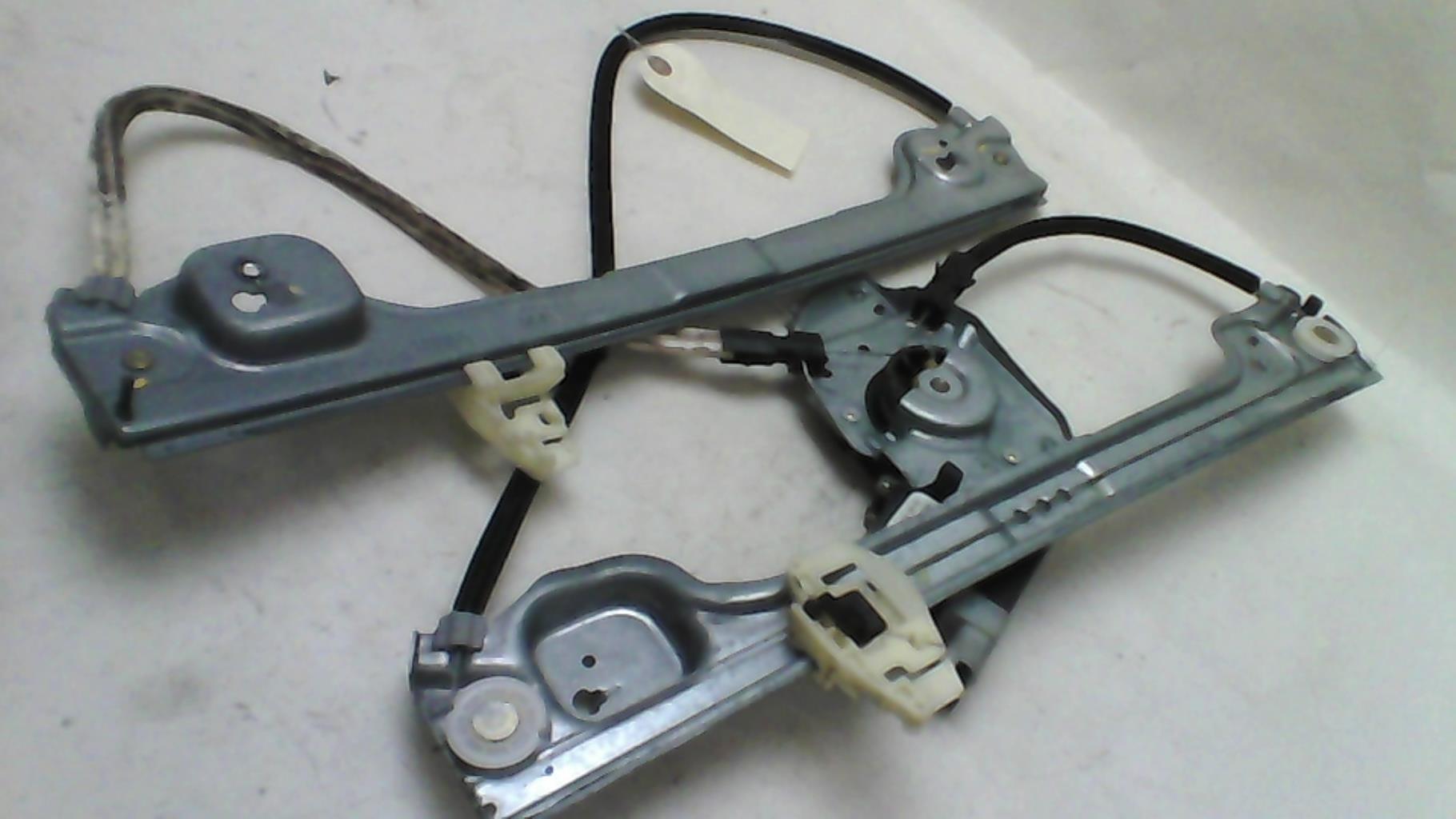 Leve vitre electrique avant gauche