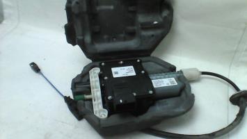 Bloc electrique de frein a main