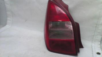 Fanale posteriore principale sinistro (luci)