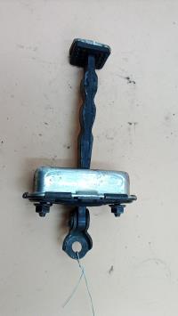 Tirant de porte avant droit