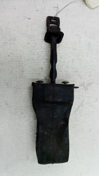Tirant de porte avant droit