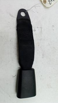 Attache ceinture arriere droit