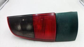 Fanale posteriore principale sinistro (luci)