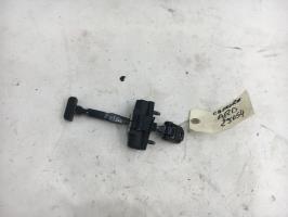 Tirante limitador de puerta trasera derecha