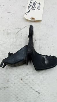 Poignee porte avant gauche