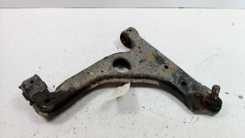 Triangle inferieur avant droit
