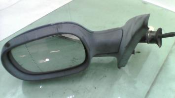 Retrovisor izquierdo