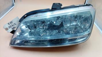 Gruppo ottico anteriore principale sinistro (luci)(faro)