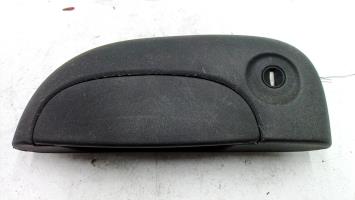 Poignee porte avant gauche