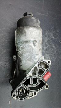 Portafiltro olio