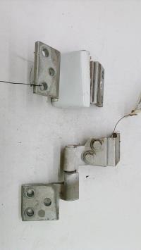 Charniere de porte de coffre gauche