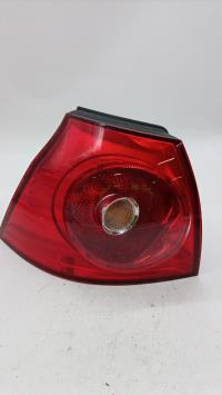 Fanale posteriore principale sinistro (luci)