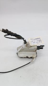 Cerradura delantera derecha
