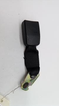 Attache ceinture arriere droit