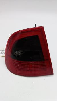 Fanale posteriore principale sinistro (luci)