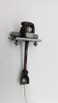 Tirant de porte avant droit