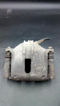 Etrier avant gauche (freinage)