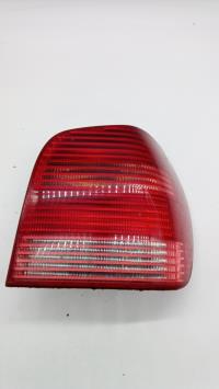 Fanale posteriore principale destro (luci)