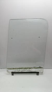 Vitre avant gauche