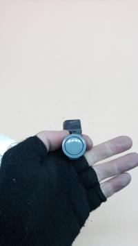 Sensor de ayuda al estacionamiento