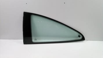 Ventanilla triangular trasera izquierda (puerta)