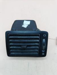 Aerateur tableau de bord avant gauche