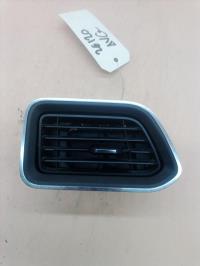 Aerateur tableau de bord avant gauche