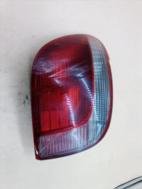 Fanale posteriore principale sinistro (luci)