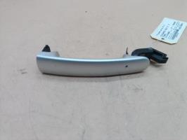 Poignee porte avant gauche