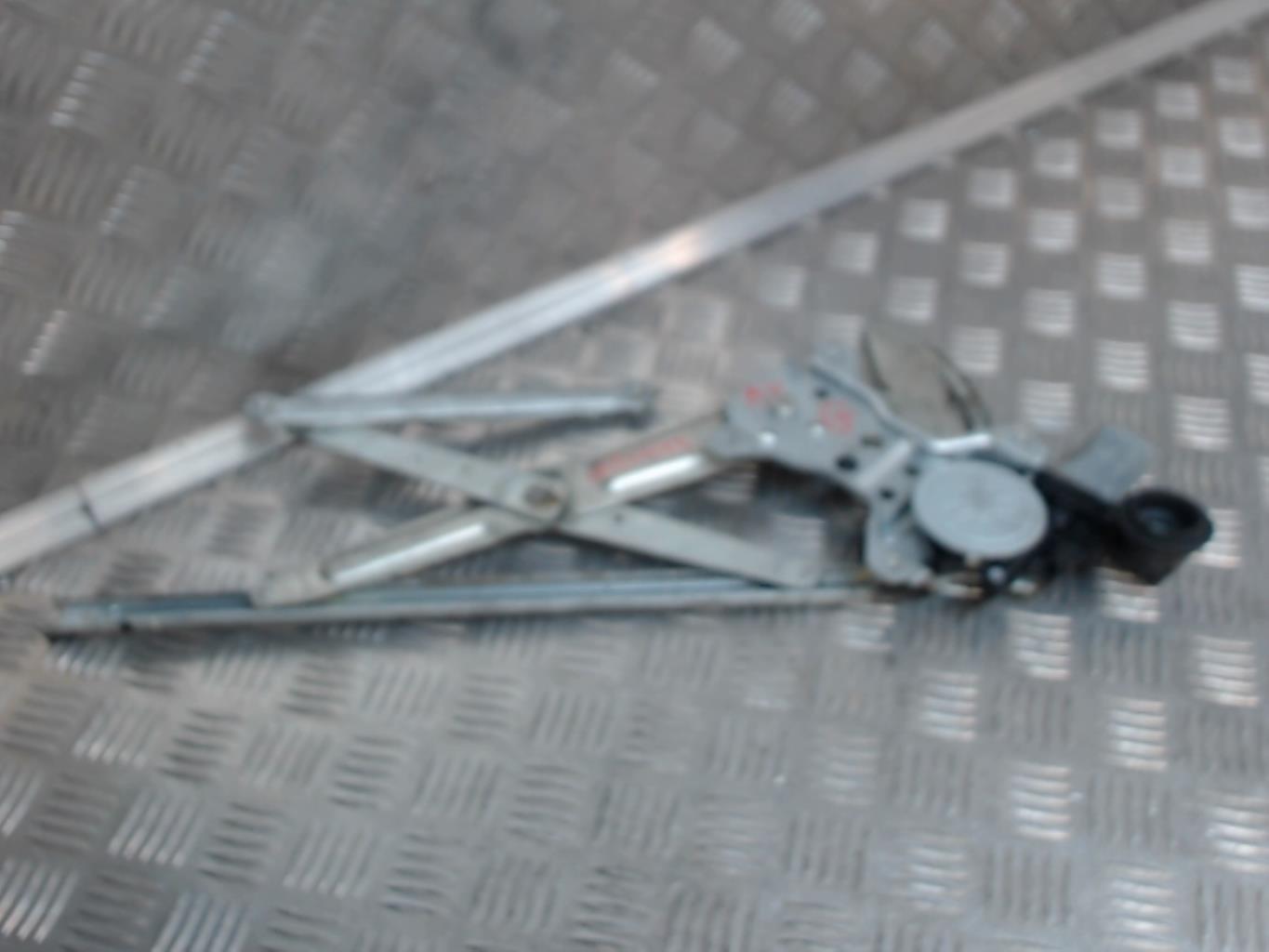 Leve vitre electrique avant gauche