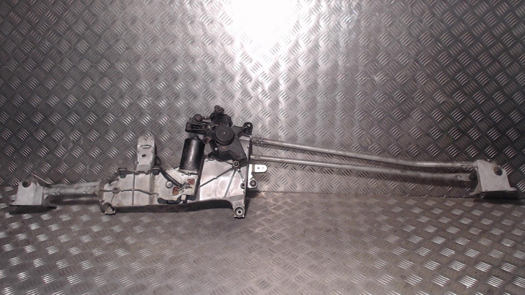 Moteur essuie glace avant