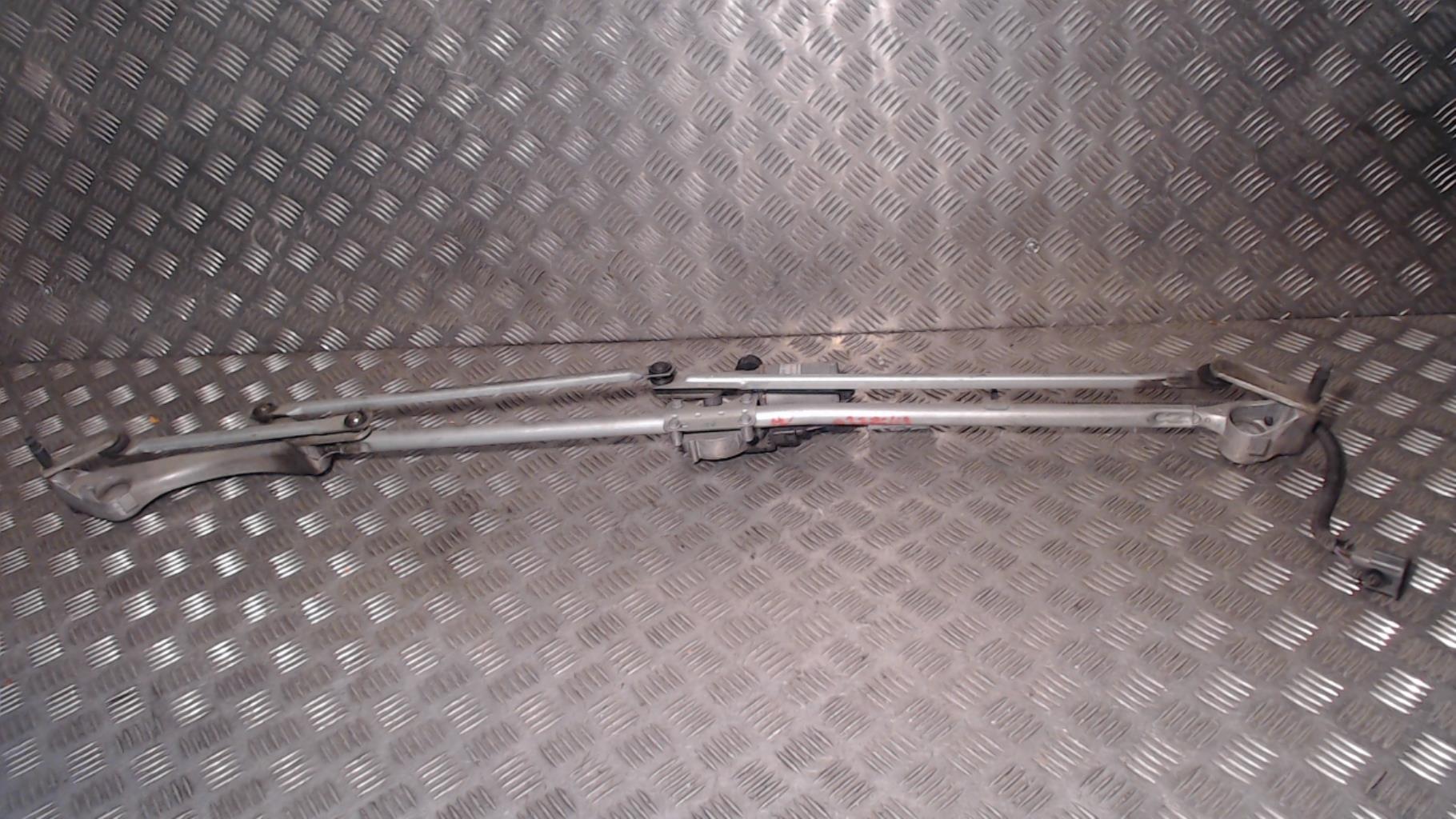 Moteur essuie glace avant