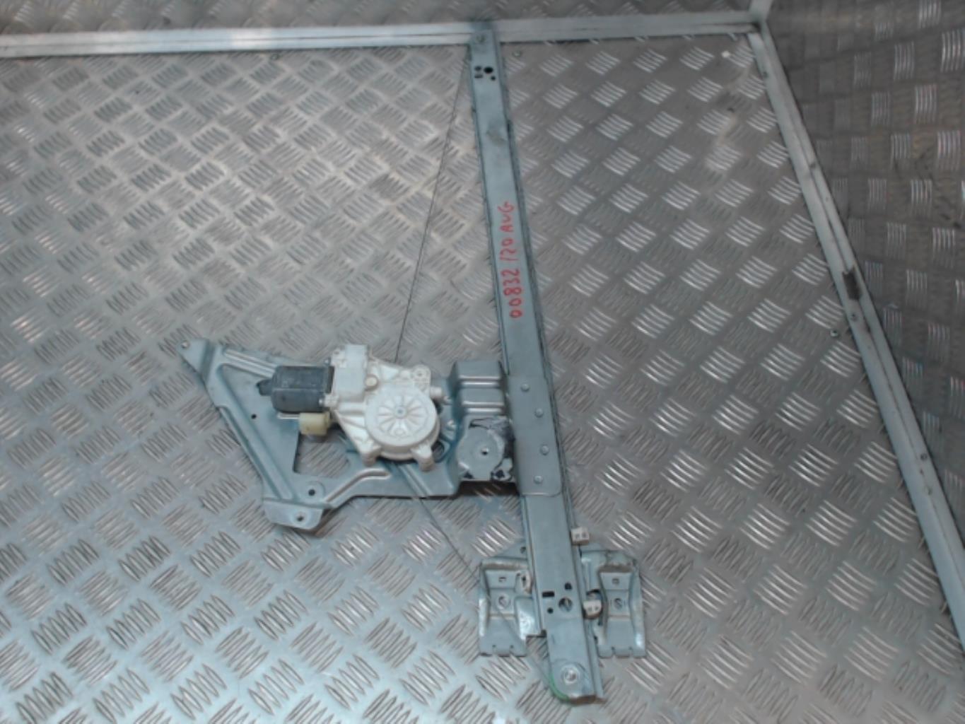 Leve vitre electrique avant gauche